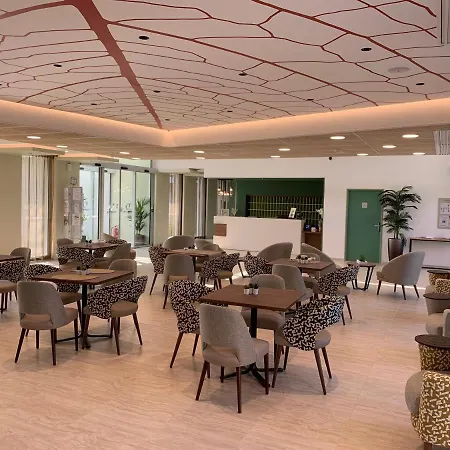 Aparthotel Domitys Les Cépages 4*