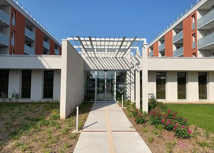 アパートホテル Domitys Les Cepages 4*